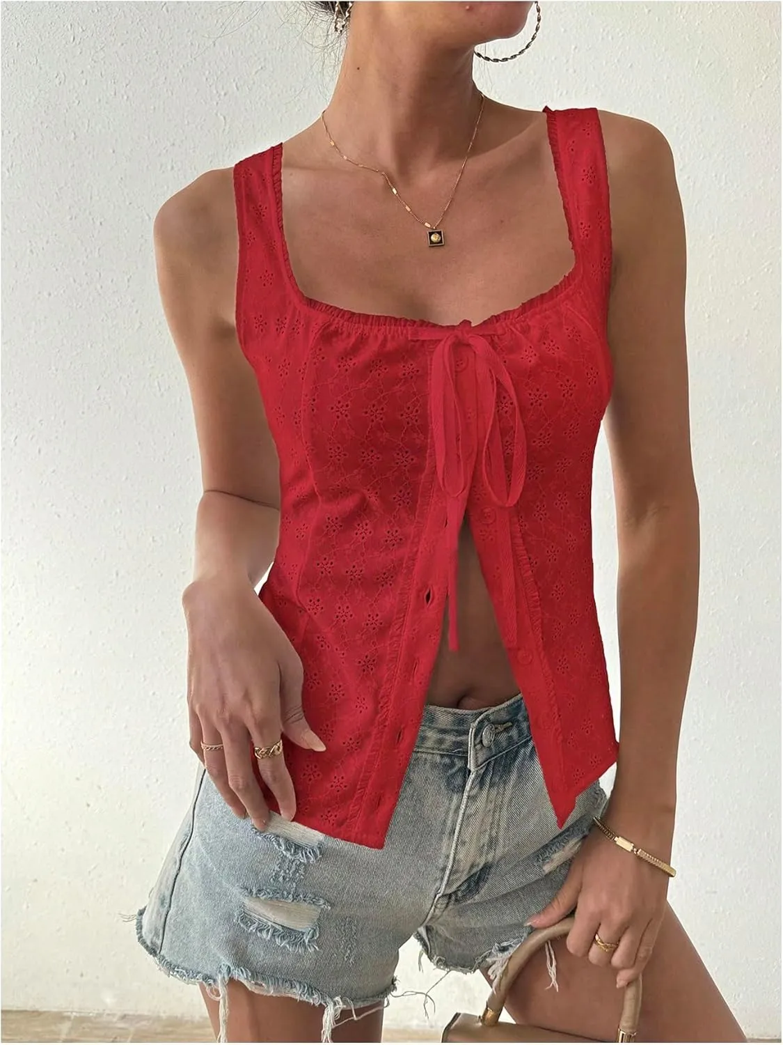Floerns Women's Button Front Sleeveless Eyelet Embroidery Sleeveless Tank Top