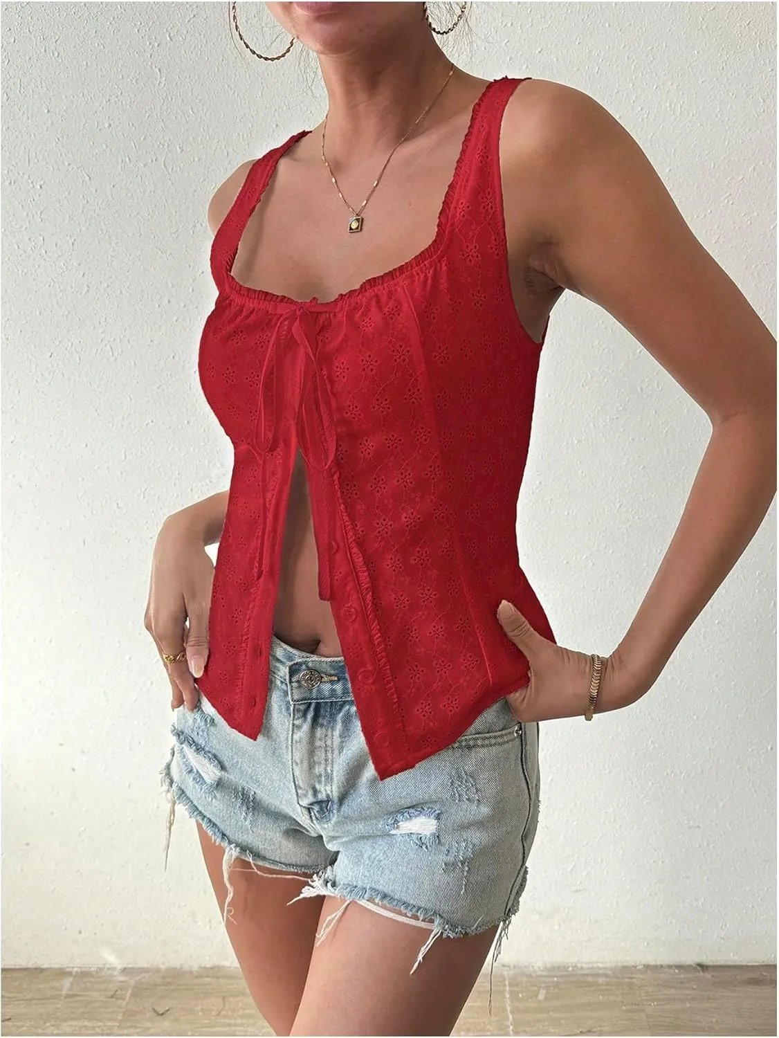 Floerns Women's Button Front Sleeveless Eyelet Embroidery Sleeveless Tank Top